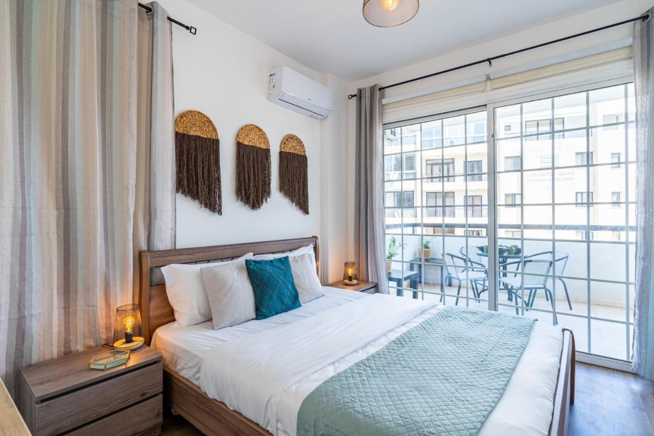 Araminta 2-Bedroom Apartment In ラルナカ エクステリア 写真